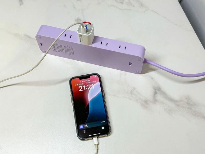 评：终结桌面杂乱的智能用电新选择电子pg奥睿科分控小胖条插排测(图3)